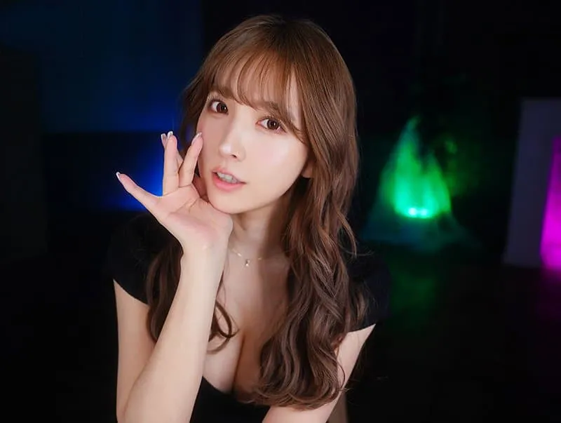 Yua mikami và những chuyện quyến rũ gạ nện nhẹ nhàng