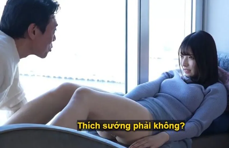 Buổi hẹn hò giữa bác trai và cô minh tinh non trẻ mới chân ướt chân ráo trong nhà nghỉ sang trọng